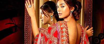 Unravelling Desi girls in Saree Moments!