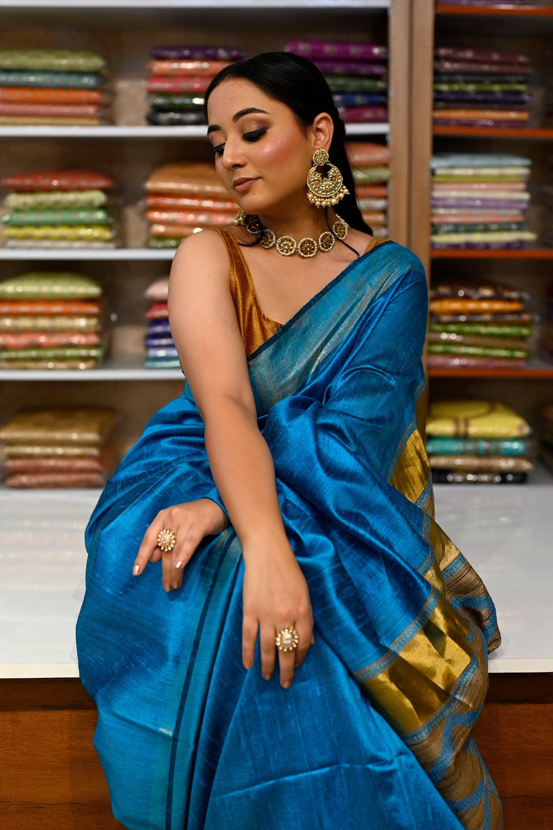 Jewellery for blue silk saree deals